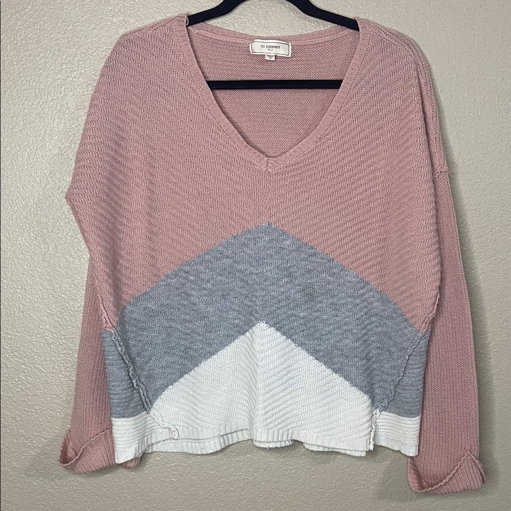 Chic V-Neck Sweater in Pink, Gray, and White